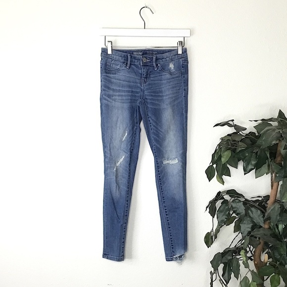 Massimo Mid-Rise Jegging - Picture 1 of 6